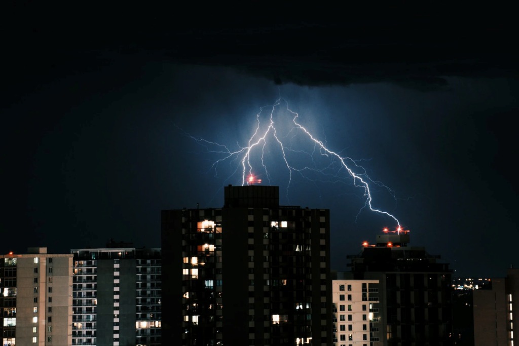 Entradas de energia e subestações executadas pela Neo Eletricidade